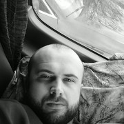  ,  Misha, 32