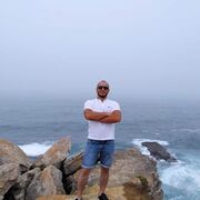  ,  Alex, 37