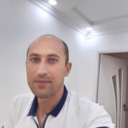  ,   Davit, 40 ,   ,   