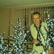  ,   Viktor, 62 ,  