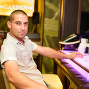  ,  daniel, 45