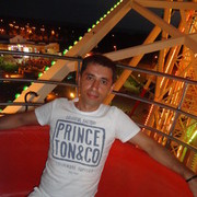  ,   Artur, 44 ,   