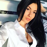  , 