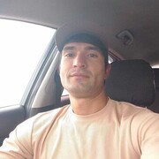  ,  Maksim, 32