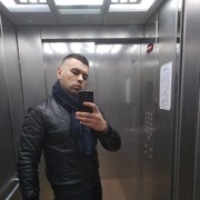  ,   Alvares, 37 ,   