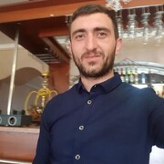    ,  Artur, 29