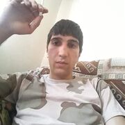  ,  Artak, 33