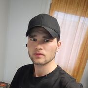  ,  DIYORBEK, 21
