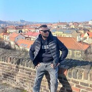 Praha,   Serhii, 34 ,  