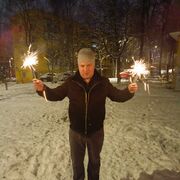  ,  Vitek, 35