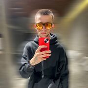  ,  Vitaly, 24