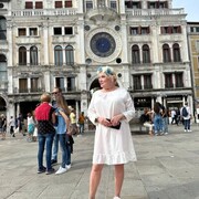  ,   Lana, 59 ,   