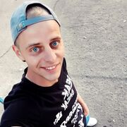  ,   Stas Stasov, 32 ,     , c 