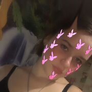  ,   Liza, 21 ,  