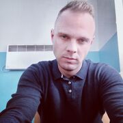 ,  Zizu, 30