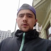  ,  YULIAN, 26