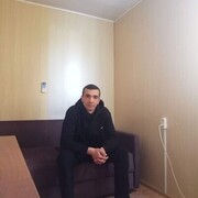  ,   Armen, 43 ,   ,   