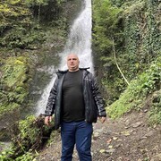  -,   Gia, 46 ,   ,   