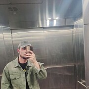  ,  Kolya, 22