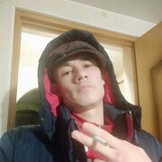  --,   Dominik, 33 ,   ,   
