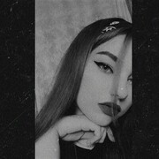  ,  Elena, 25