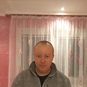  ,   Valentin, 49 ,   