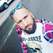  -,   Pavel, 32 ,   ,   , c 