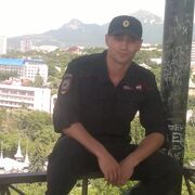  -,  Murad, 35