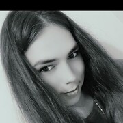  ,   Viktoria, 28 ,   c 