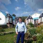  ,   Denis, 35 ,  