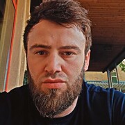  ,   Zaur, 35 ,  
