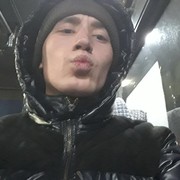  ,  Andrei, 28