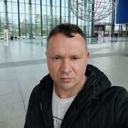  ,   Waldemar, 43 ,   ,   