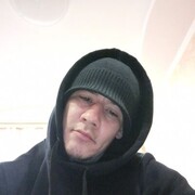  --,   Dominik, 33 ,   ,   