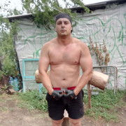  ,  Dima, 32
