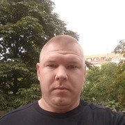  ,  Viktor, 35