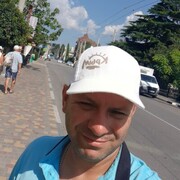  ,   Denis, 41 ,   ,   
