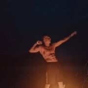  ,   Viktor, 21 ,   ,   