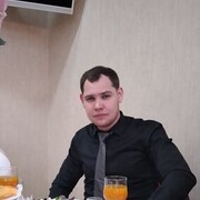  ,  Maks, 37