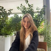  , 