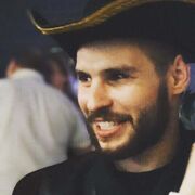  ,   Artyom, 30 ,   ,   