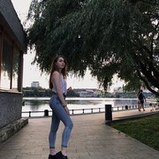  , 