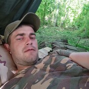  ,  Maksim, 31