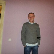  ,  Leonid, 32