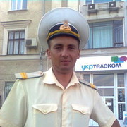  ,   Taras, 40 ,   