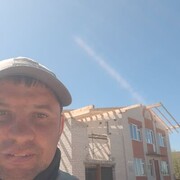  ,   Ivan, 33 ,   c 