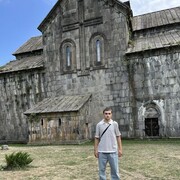  ,  Vasak, 21