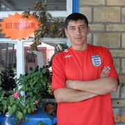  ,  Viktor, 38