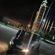  ,   Ilya, 24 ,   ,   