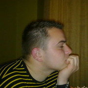   ,  Viktor, 37